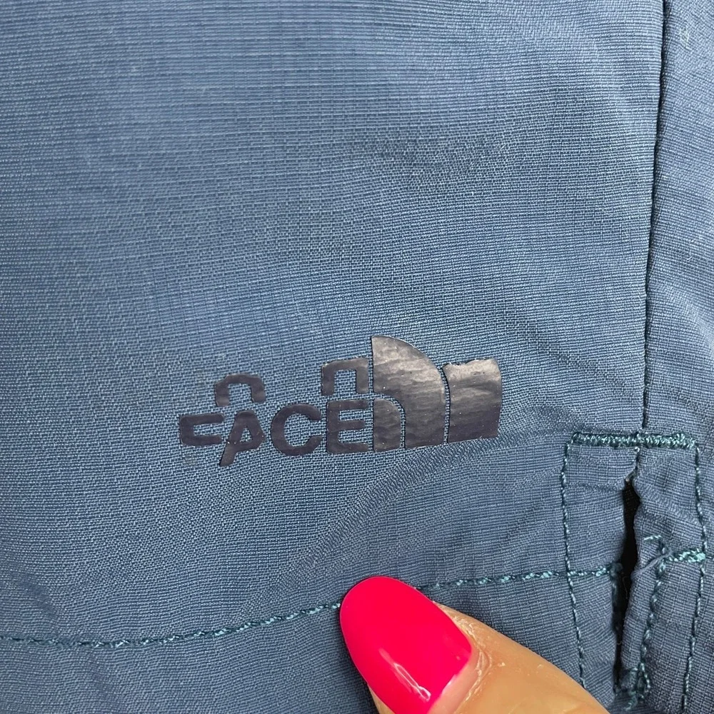 The North Face Pull On Adventure Hybrid Shorts Mens Large Blue Gorpcore Active‎